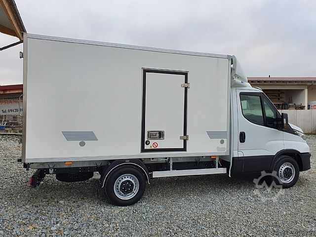 Hütö/Frissentartó Iveco Daily 180 Tiefkühlkoffer 6PAL