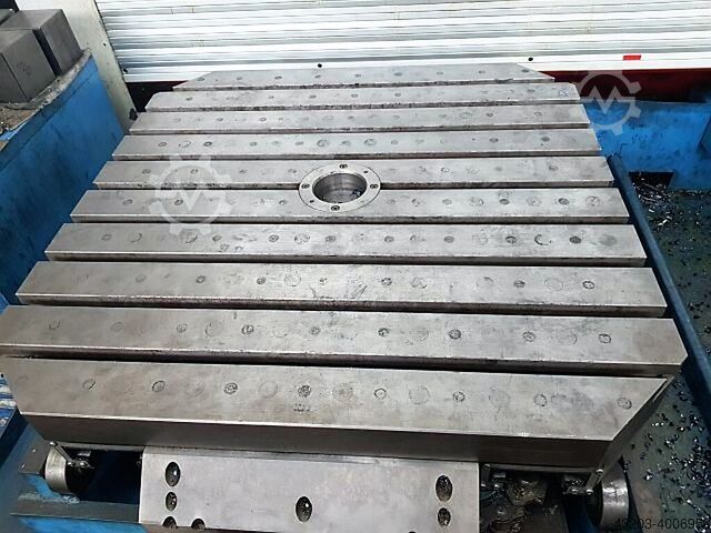 Universeel bewerkingscentrum TOS KURIM FSQ 100