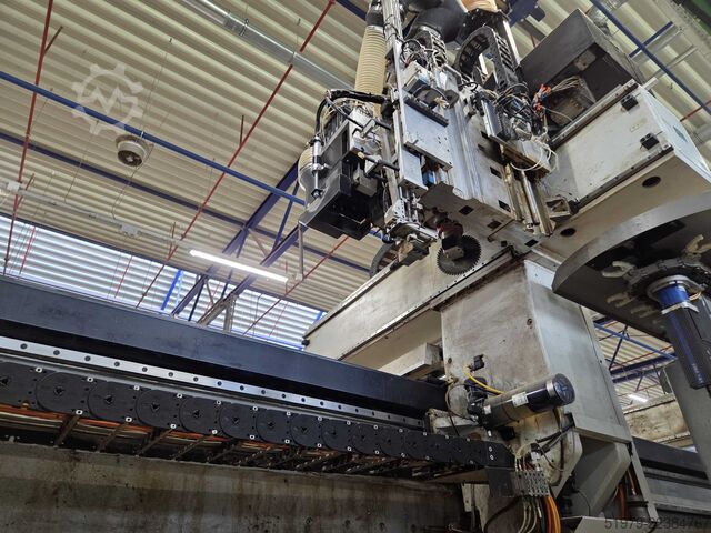 Bearbeitungszentrum mit Kantenanleimen Biesse ROVER EDGE LINE