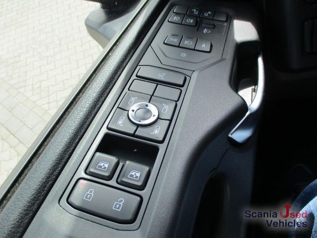 Standaard trekker Scania R 460 A4x2EB / Navi / Standklima