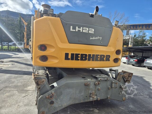Materialhåndteringsmaskine LIEBHERR LH22M