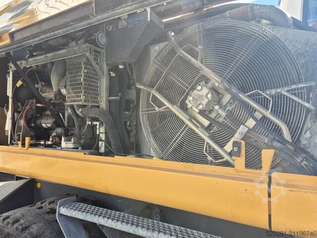 Materialhåndteringsmaskine LIEBHERR LH22M