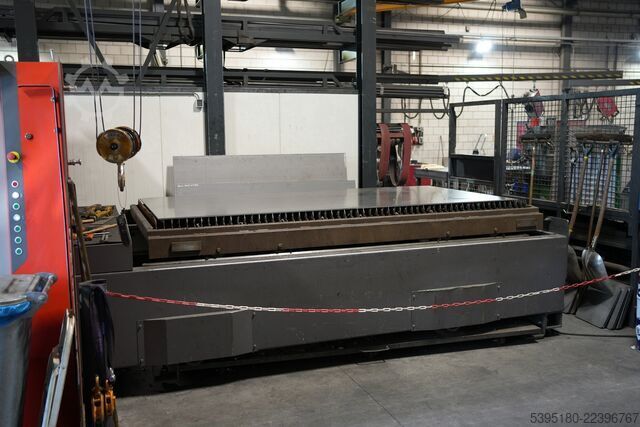 Machine de découpe laser Bystronic ByAutonom 3015