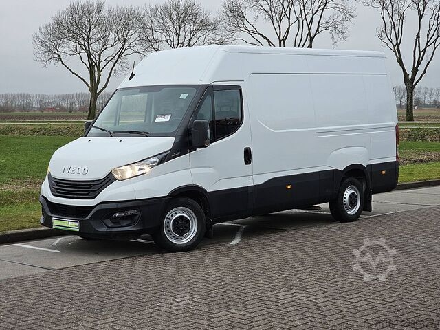 Magastetős kombi IVECO DAILY 35S14 L2H2 Airco Euro6