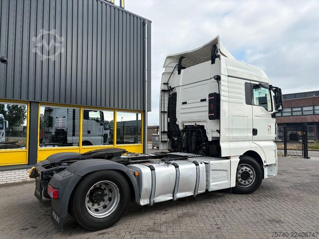 Standaard trekker MAN TGX 18.470 + EURO 6 + STAND AIRCO + DUBBELE TANK