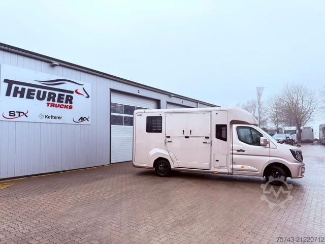 Livestock transporter RENAULT MASTER STX NEW MODELL  2025 5 Sitzer Haras ex. L