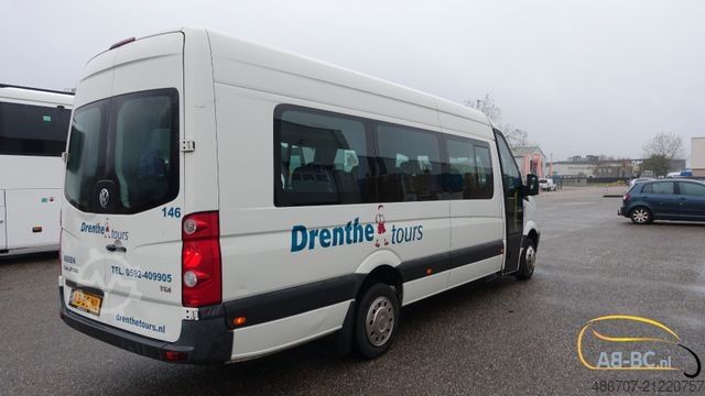 Minibus VOLKSWAGEN Crafter 2.5 TDI 23-Sitze