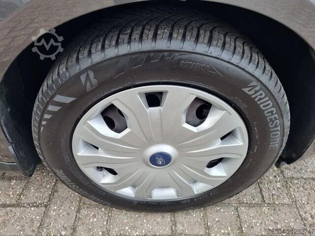 Delivery van Ford Transit Connect L2 1.5 TDCI 100 pk Euro 6