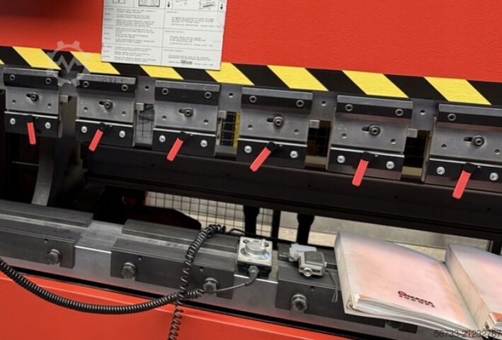 Presse plieuse hydr. AMADA HFE 170/4L  4100 x 170 to