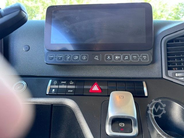 Τυπική μονάδα τράκτορα MERCEDES-BENZ Actros 5  MB 1842 Retarder 2 Tanks