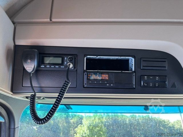 Τυπική μονάδα τράκτορα MERCEDES-BENZ Actros 5  MB 1842 Retarder 2 Tanks