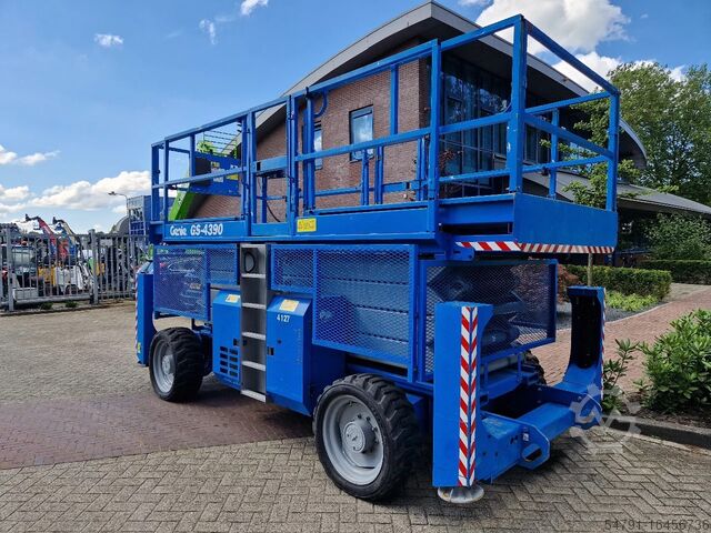 Scherenhebebühne Genie GS-4390 (15,5 mtr werkhoogte)