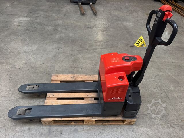 Manual pallet jack Linde MT 15-1133-01 [ID: 313]