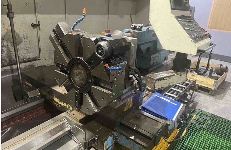 Draaibank Hankook 9NC x 4000 (year 2004)