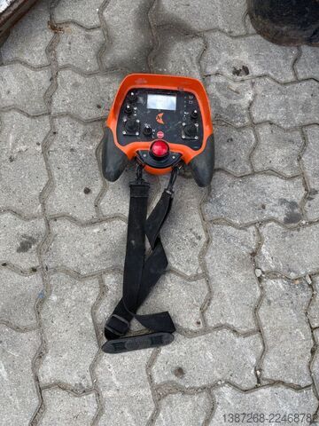 Borrigg Ditch Witch JT20 / 2017 BJ / 3.322 H / Bohrgestänge, Funk