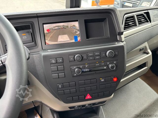 Bőrönd MAN TGL 12.220 4x2 | 2024 |