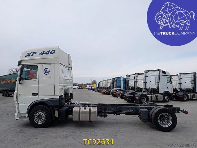 Fahrgestell mit Fahrerhaus DAF XF 450