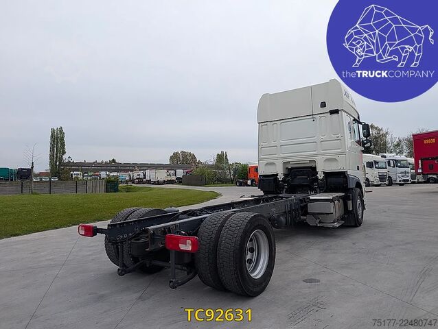 Fahrgestell mit Fahrerhaus DAF XF 450