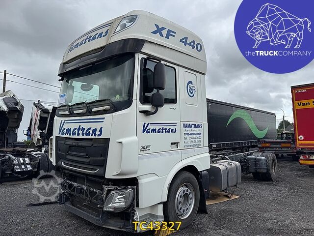 Fahrgestell mit Fahrerhaus DAF XF 440