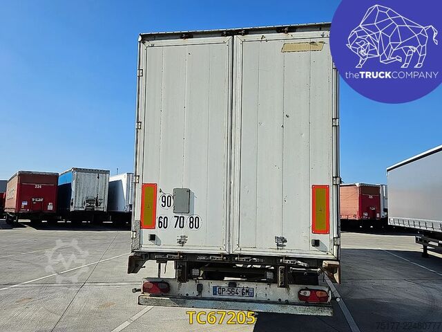 Schiebeplanen Fruehauf 
