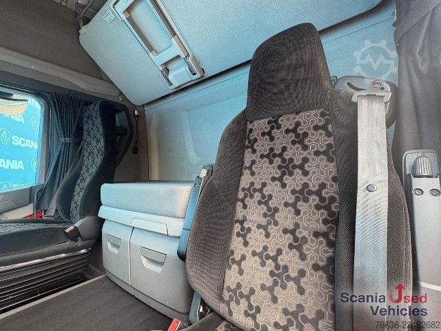 Standardni tegljač Scania R 450 A4x2EB RETARDER MEGA VOLUME PARK AIRCO