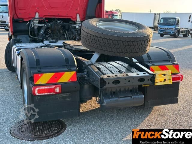 Τυπική μονάδα τράκτορα  Actros 1851 LS