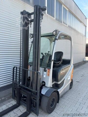 Elektrische vorkheftruck met 4 wielen Still RX60-25