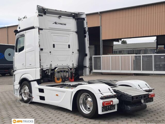 Volume trekker MERCEDES-BENZ 1853 LS ACTROS L Hubsattelkupplung Leder Alu