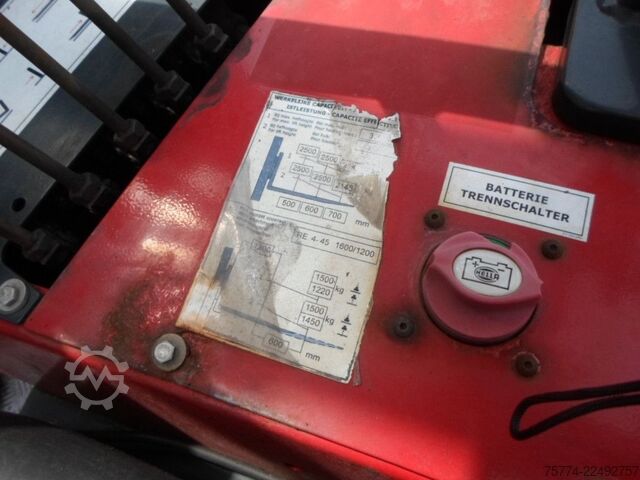 Empilhador MOFFETT M 4 25.3/ 880 Std. ALLRAD !!