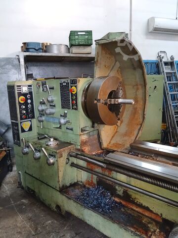 Centrale draaibank PORĘBA TPK 90 x 4000