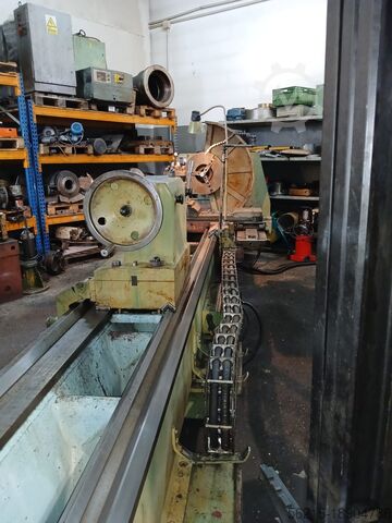 Centrale draaibank PORĘBA TPK 90 x 4000