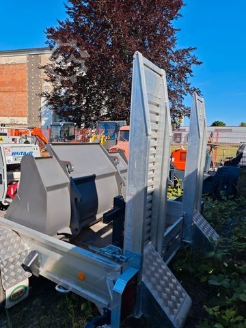 Römork  Baos M353616 Baumaschinenanhänger  neuwertig