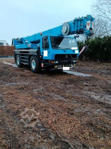 Lastbilmonteret kran GROVE GMK 2035 Double Fly Jib 48 Meter  4*4