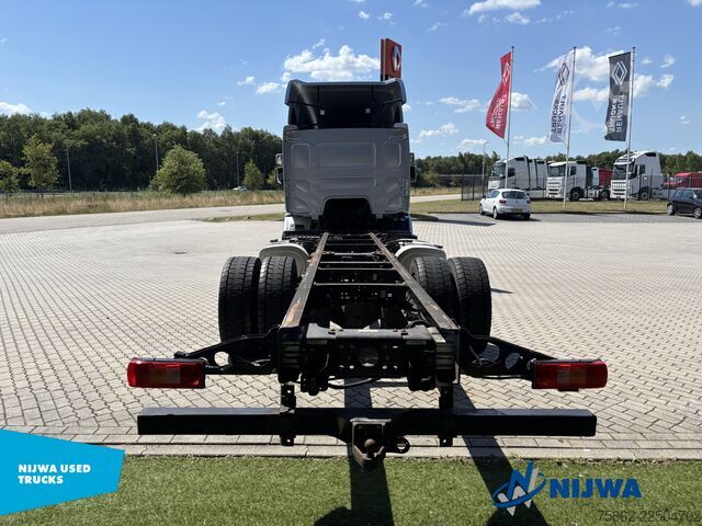 Chassis met cabine Volvo FE 320 4x2 Bladvering + Trekhaak