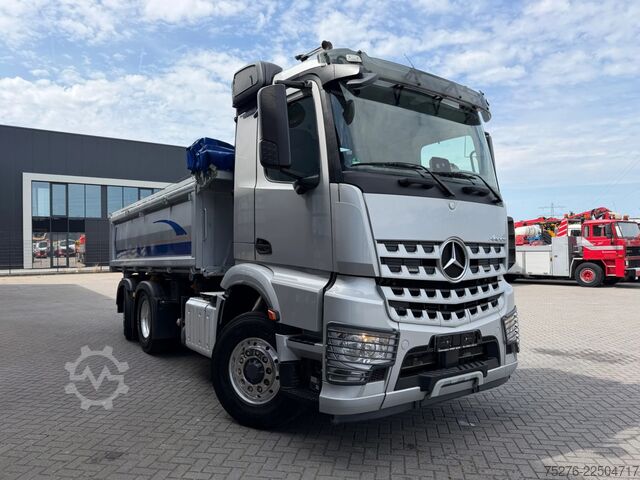 Ανατροπή 3 όψεων Mercedes-Benz Arocs 2640 6x4 HAD Euro 6