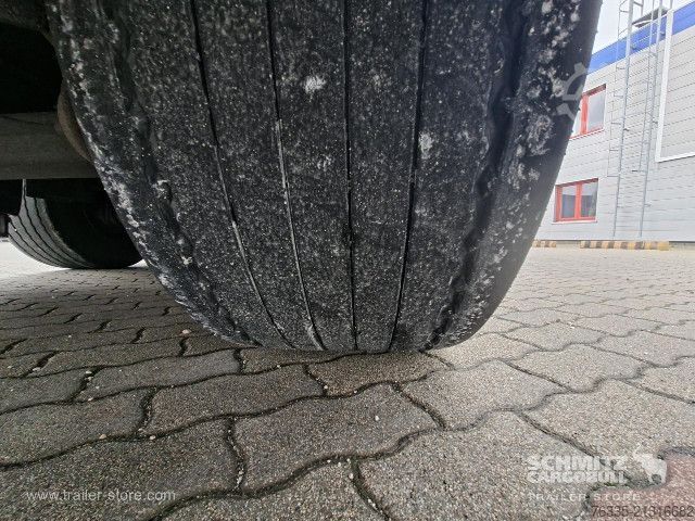 Open semitrailer with tarp Krone Curtainsider Mega