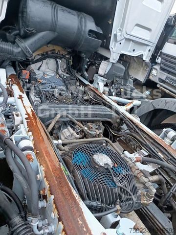 Teherautó alváz MAN TGS 35.460 / 8X4 / Manual / 3x Steering