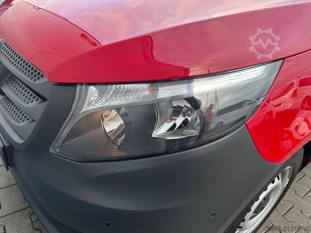 Furgon blaszak MERCEDES-BENZ Vito 110 LANG 6G KLIMA TEMPOMAT 3-SITZER PDC AHK