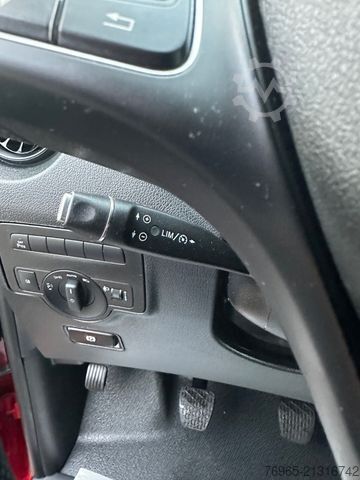 Furgon blaszak MERCEDES-BENZ Vito 110 LANG 6G KLIMA TEMPOMAT 3-SITZER PDC AHK