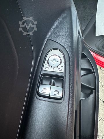 Furgon blaszak MERCEDES-BENZ Vito 110 LANG 6G KLIMA TEMPOMAT 3-SITZER PDC AHK