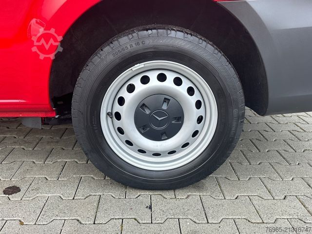 Furgon blaszak MERCEDES-BENZ Vito 110 LANG 6G KLIMA TEMPOMAT 3-SITZER PDC AHK