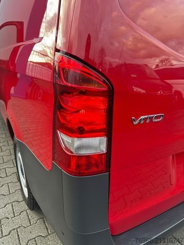 Furgon blaszak MERCEDES-BENZ Vito 110 LANG 6G KLIMA TEMPOMAT 3-SITZER PDC AHK