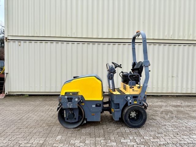 Walzenzug DYNAPAC CC1200C Kombiwalze / 2014 BJ / 1.495 Stunden