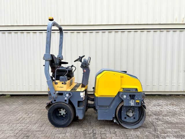 Walzenzug DYNAPAC CC1200C Kombiwalze / 2014 BJ / 1.495 Stunden