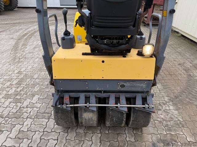 Walzenzug DYNAPAC CC1200C Kombiwalze / 2014 BJ / 1.495 Stunden