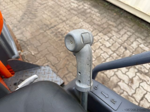 Walzenzug HAMM HD8VV / 2016 BJ / 773 H / 1.580 KG