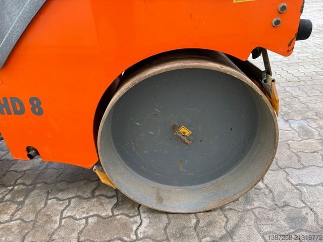 Walzenzug HAMM HD8VV / 2016 BJ / 773 H / 1.580 KG