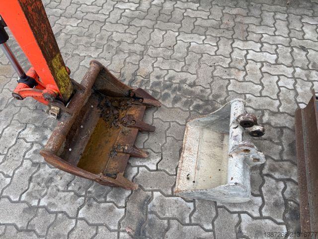 Minibagger KUBOTA KX016-4 / 2020 BJ / 1.142 Stunden / 2 x Löffel