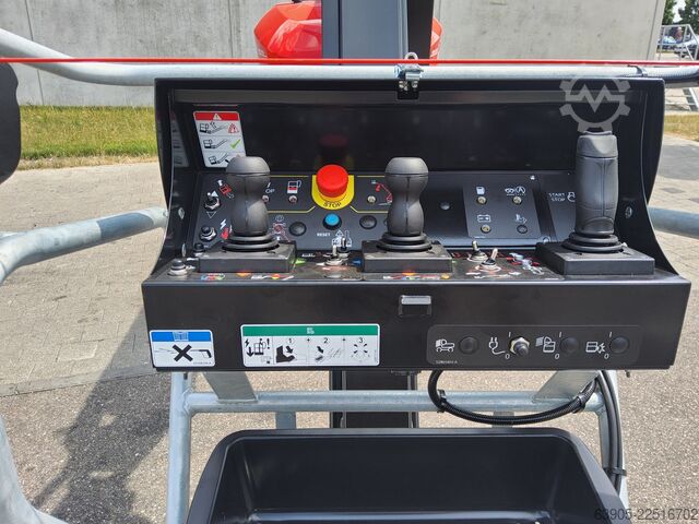Platformă de lucru telescopică articulată Manitou 180 ATJ