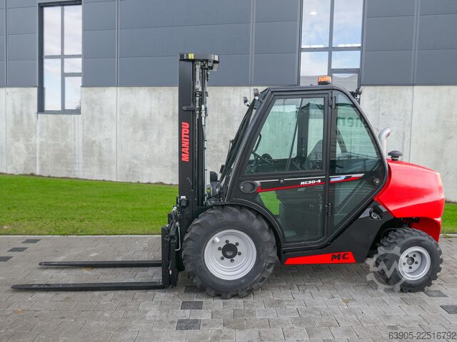 Stivuitor off-road Manitou MC 30-4